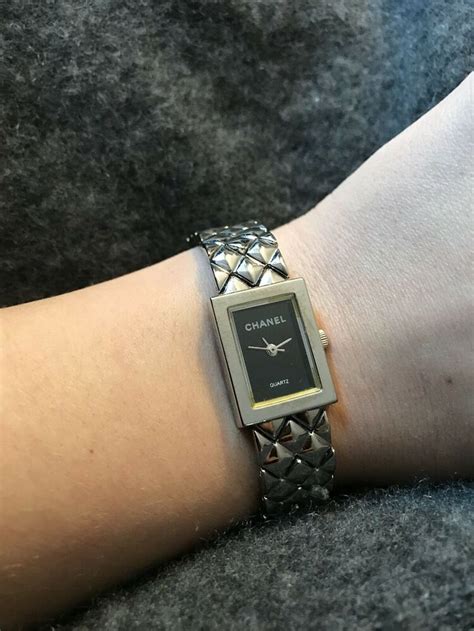 vintage chanel watch 1986